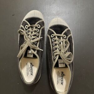 Novesta Charcoal and Beige Corduroy Sneakers